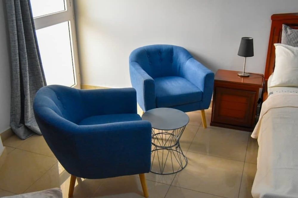 Hotel Edenia Comfort Suite, 1 Queen Bed, City View 6