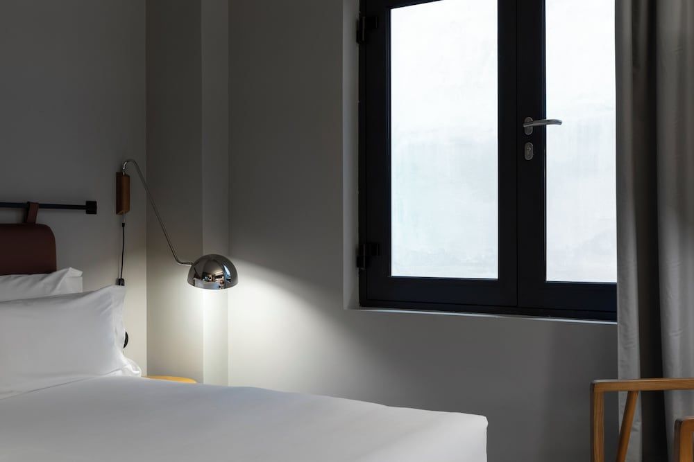 ICON Duplo Ribeira Double Room (Custom) 12