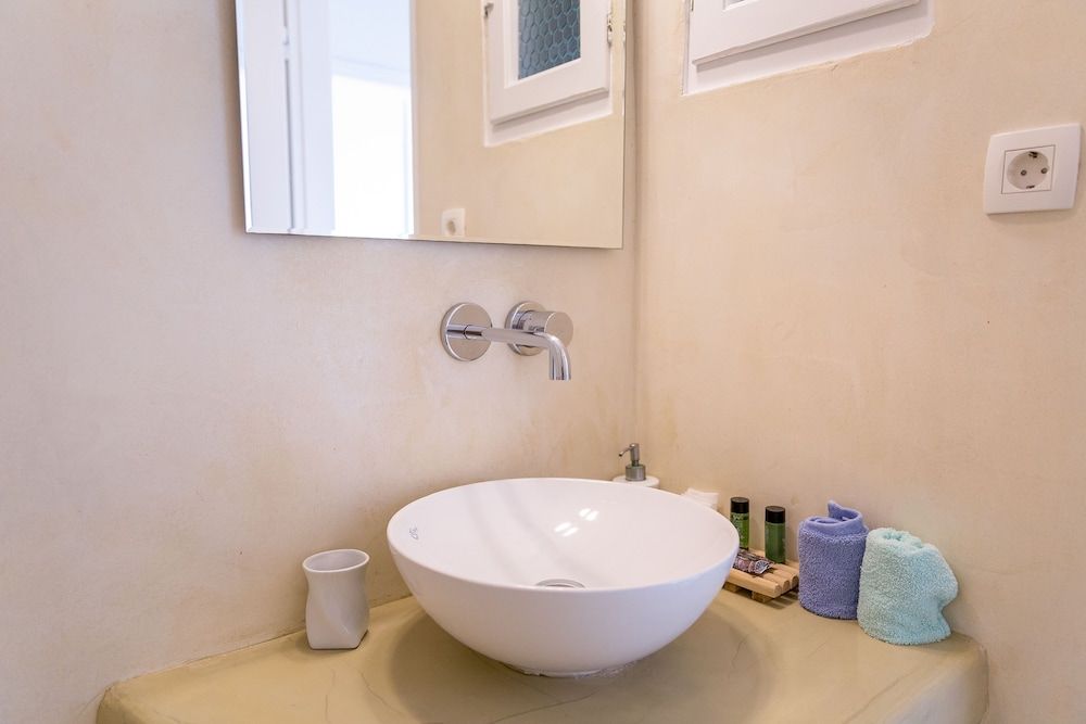 Acrothea Suites & Villas Standard Apartment, 1 Bedroom, Partial Sea View (Upper Floor) 9