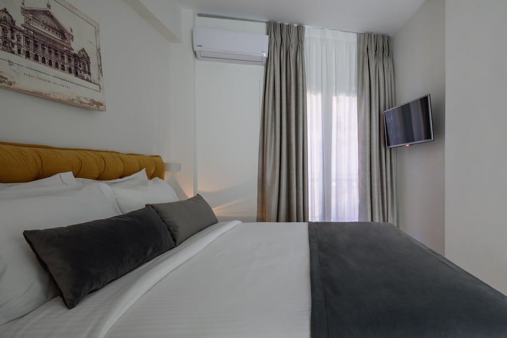 undefined Acropolis Grand Apartment 8