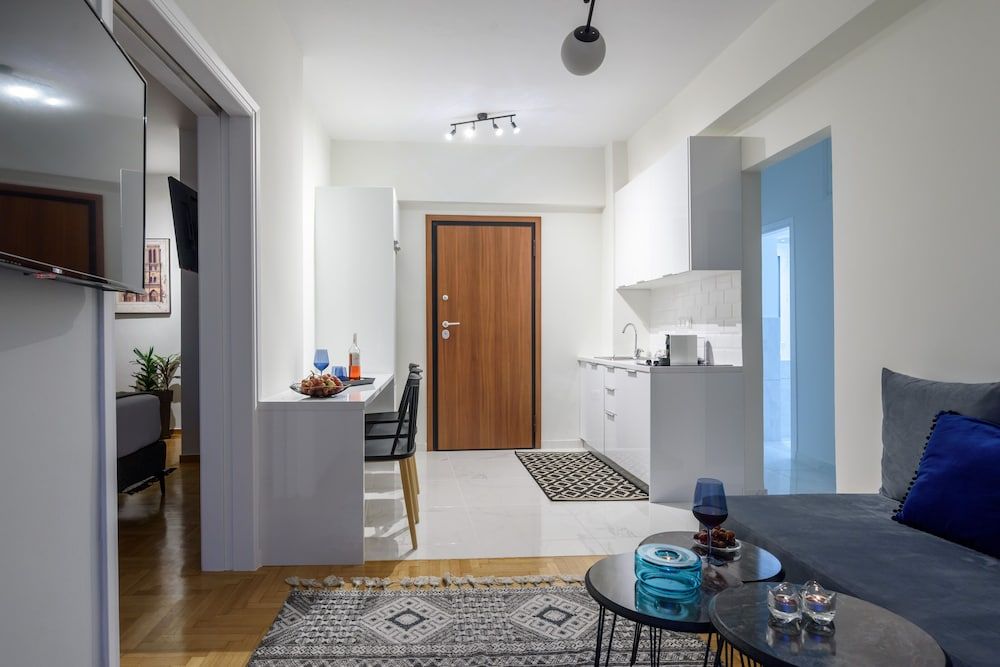 undefined Acropolis Grand Apartment 10