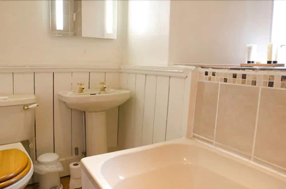 Thames Head Inn Double Room 3