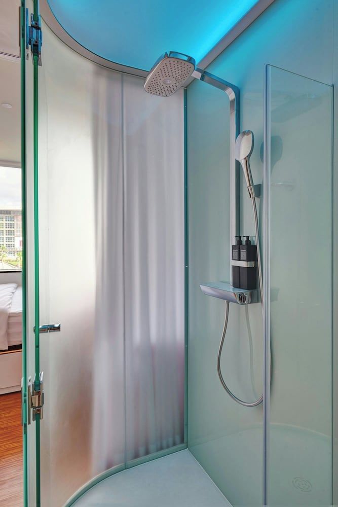 undefined citizenM Miami Worldcenter 8