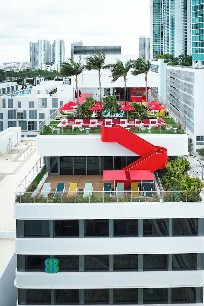 undefined citizenM Miami Worldcenter 3