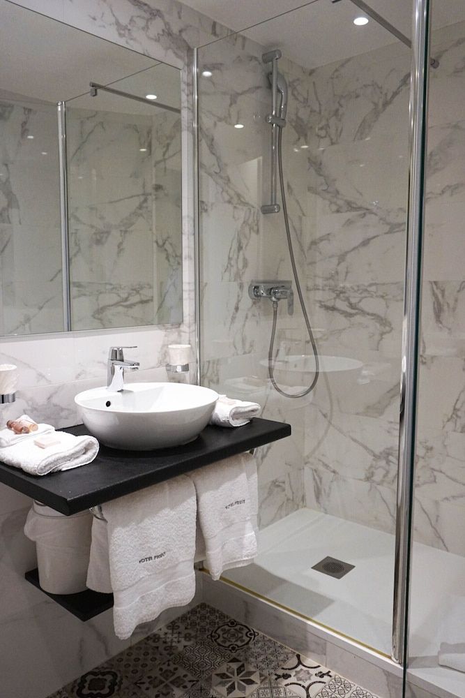 Hôtel Pruly Superior Double Room, Ensuite (Supérieure) 11