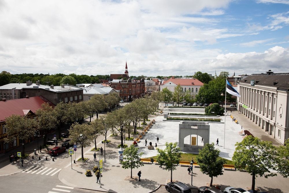 Pärnu Hotel Family Suite, Balcony, City View 4