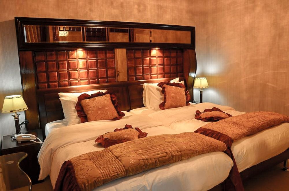 Jad Hotel Suites 