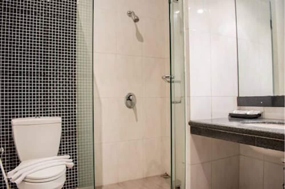 Luminor Hotel Jember by WH Executive Double or Twin Room, Non Smoking 3