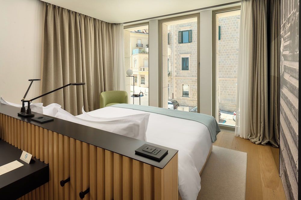 undefined Hotel Ambasador 6