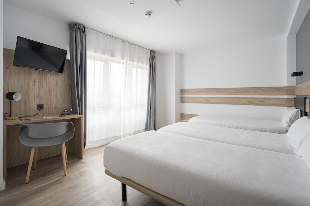 Double Room (with extra bed)