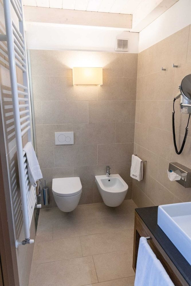 Olimpia Hotel Junior Suite 13