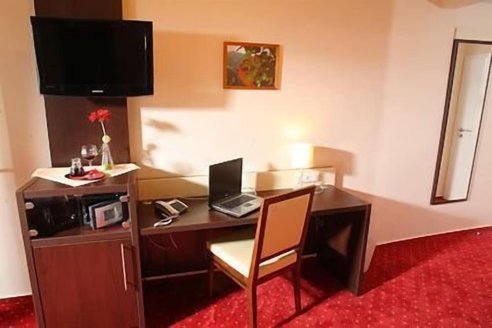 Business Single Room