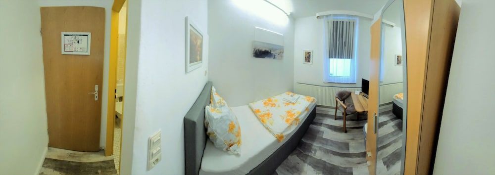 Basic Single Room