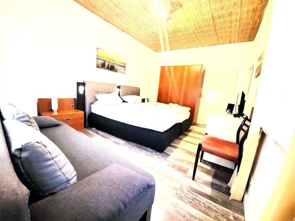Basic Double or Twin Room