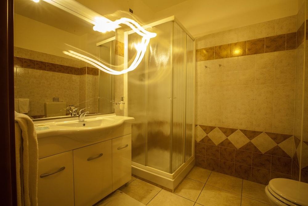 Hotel Davide Double or Twin Room 6