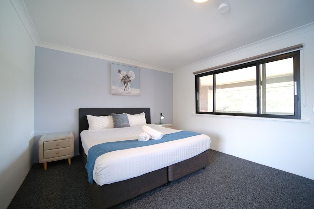 Lakeside Inn Illawarra Lakeside Superior King Spa Room