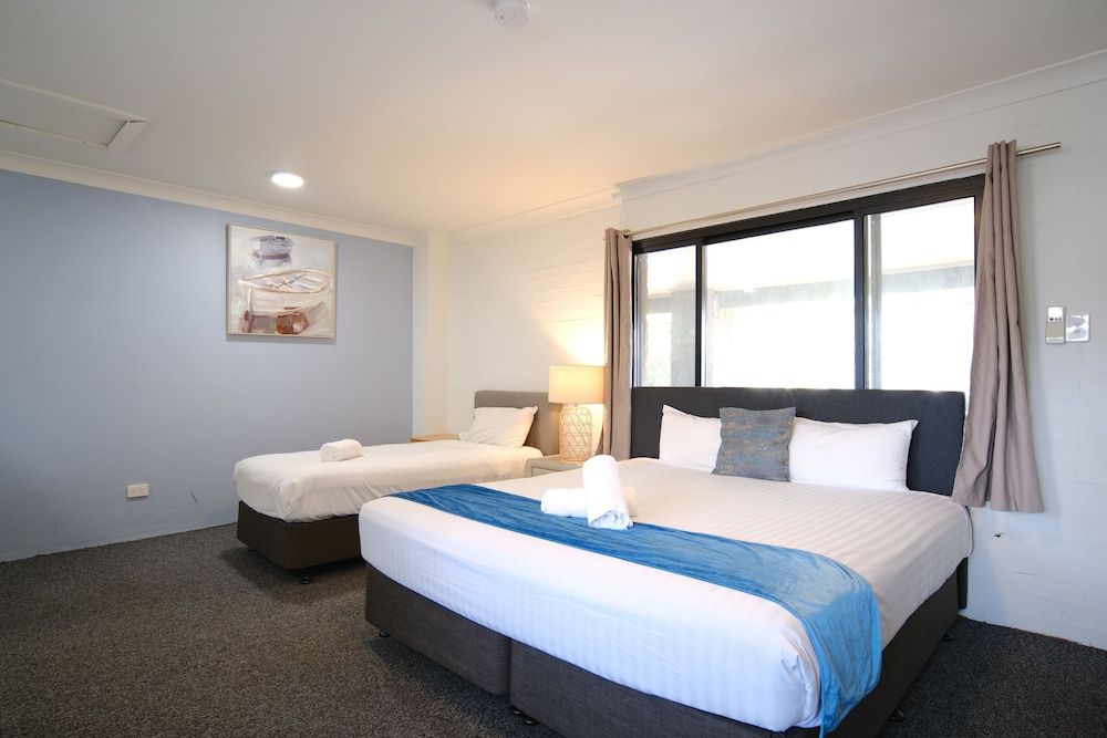 Lakeside Inn Illawarra Lakeside Family Bunk Room