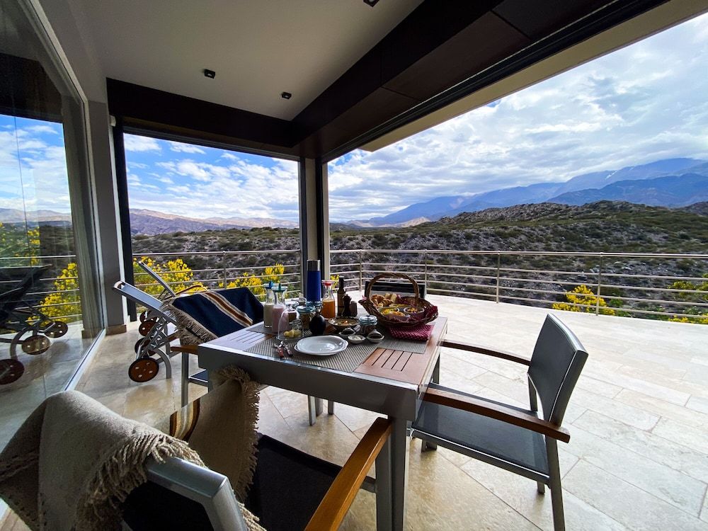 El Carmelo Mountain Lodge Luxury Suite, Mountain View 10