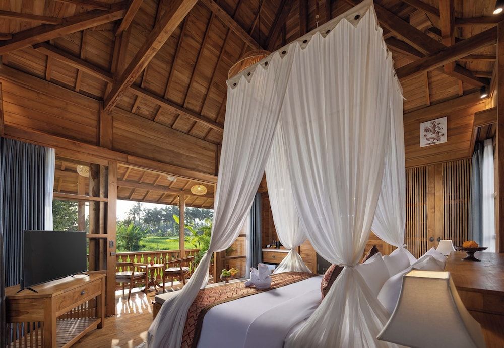 One Bedroom Wooden Private Pool Villa