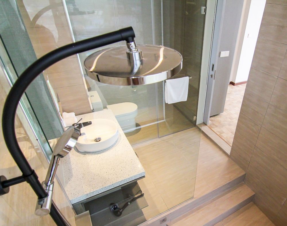 Expressionz KLCC by Wodages Deluxe Studio 8