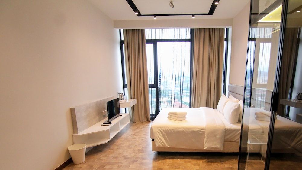 Expressionz KLCC by Wodages Deluxe Studio 4