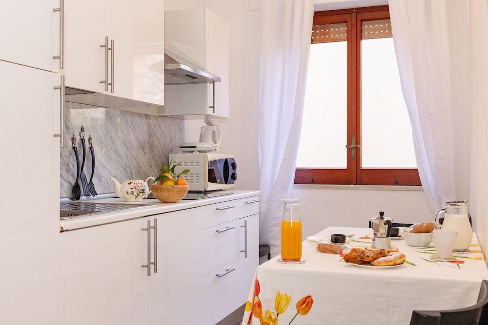 Residence Sorrento City Apartment, 2 Bedrooms, Balcony, Garden View (Via Parsano 6 B) 13