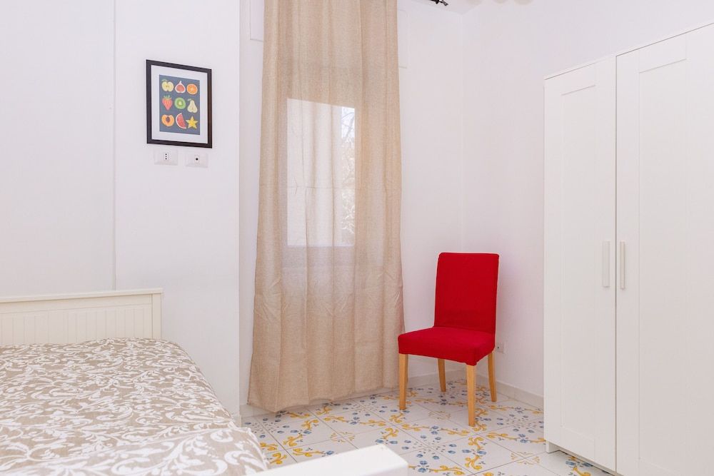 Residence Sorrento City Apartment, 2 Bedrooms, Balcony, Garden View (Via Parsano 6 B) 19