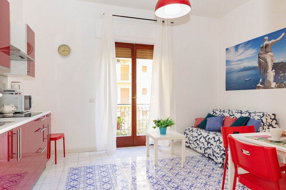 Residence Sorrento City Apartment, 2 Bedrooms, Terrace, Garden View (Via Parsano 6 B) 16