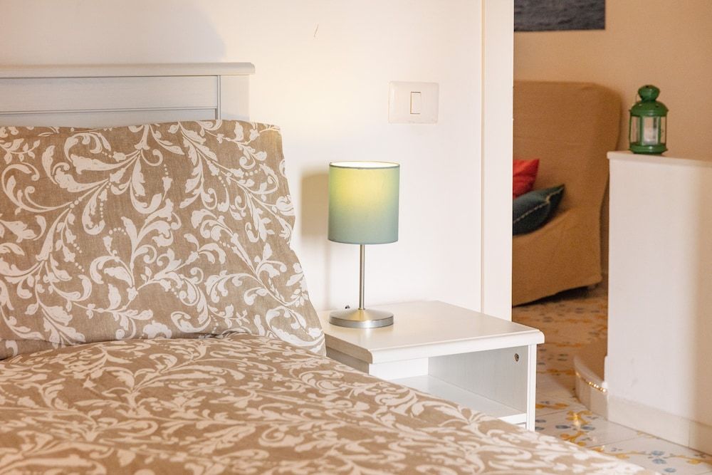 Residence Sorrento City Apartment, 2 Bedrooms, Balcony, Garden View (Via Parsano 6 B) 17