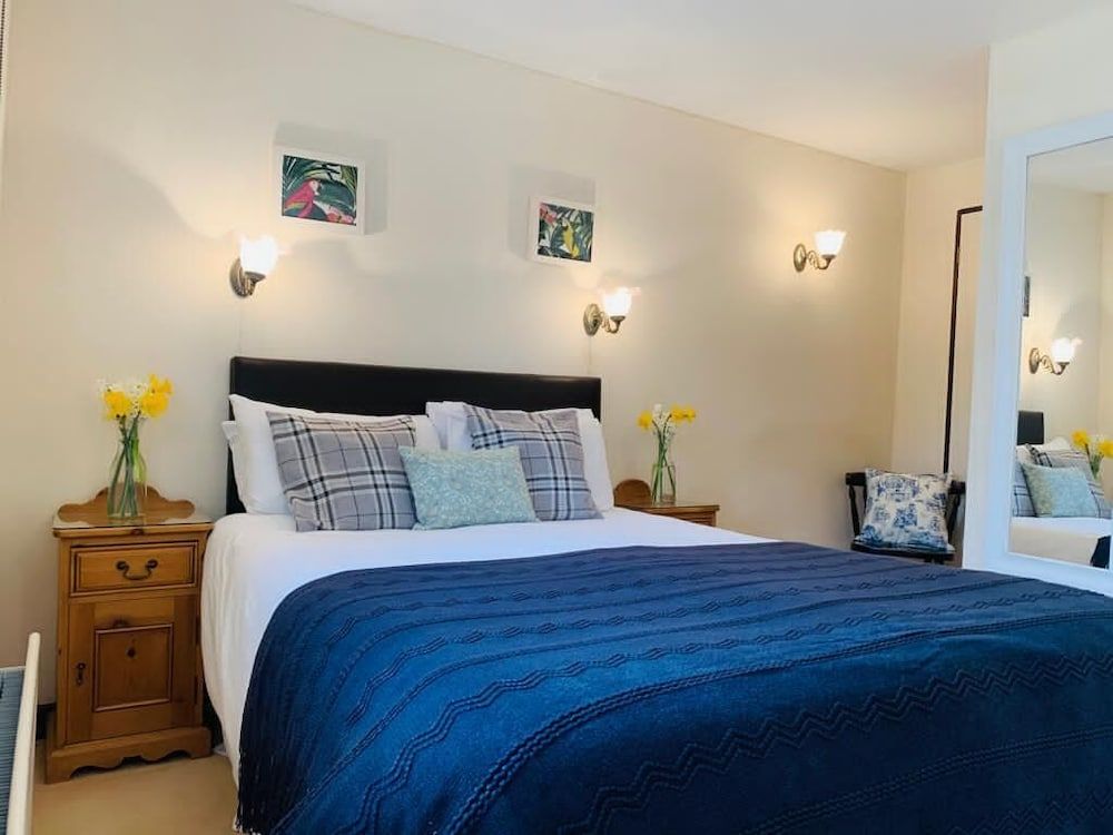 George & Dragon Country House Hotel Classic Double Room 13