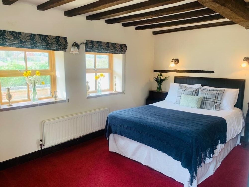 George & Dragon Country House Hotel Classic Double Room 11