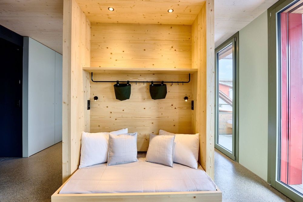 Apart Hotel Adelboden am Dorfplatz Deluxe Apartment 7