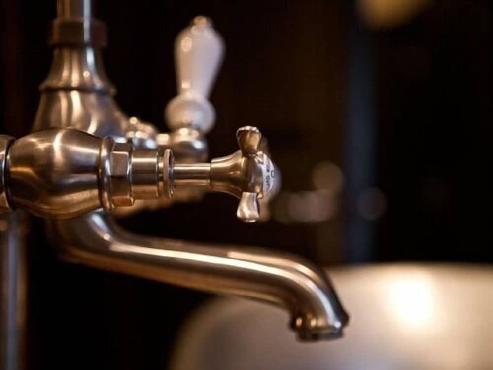 The Sun Inn Double Room, Ensuite 7