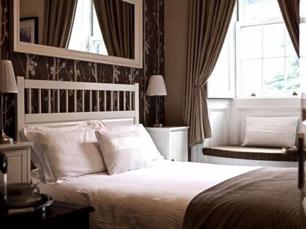 The Sun Inn Double Room, Ensuite 4