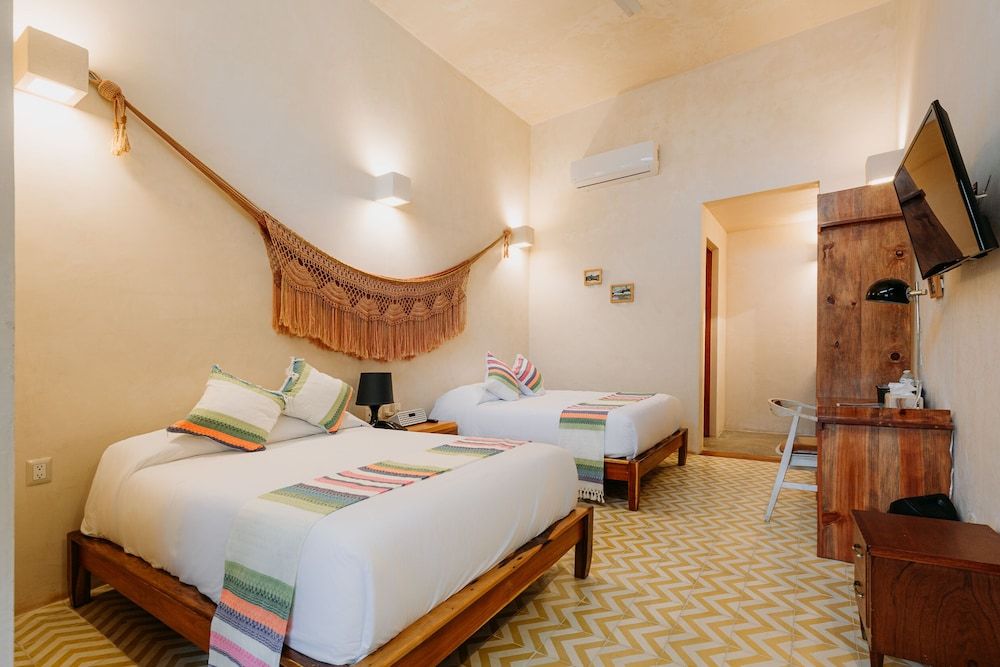 Waye Valladolid Centro – Sustainable, Authentic Experiences & Pet Friendly Boutique Hotel