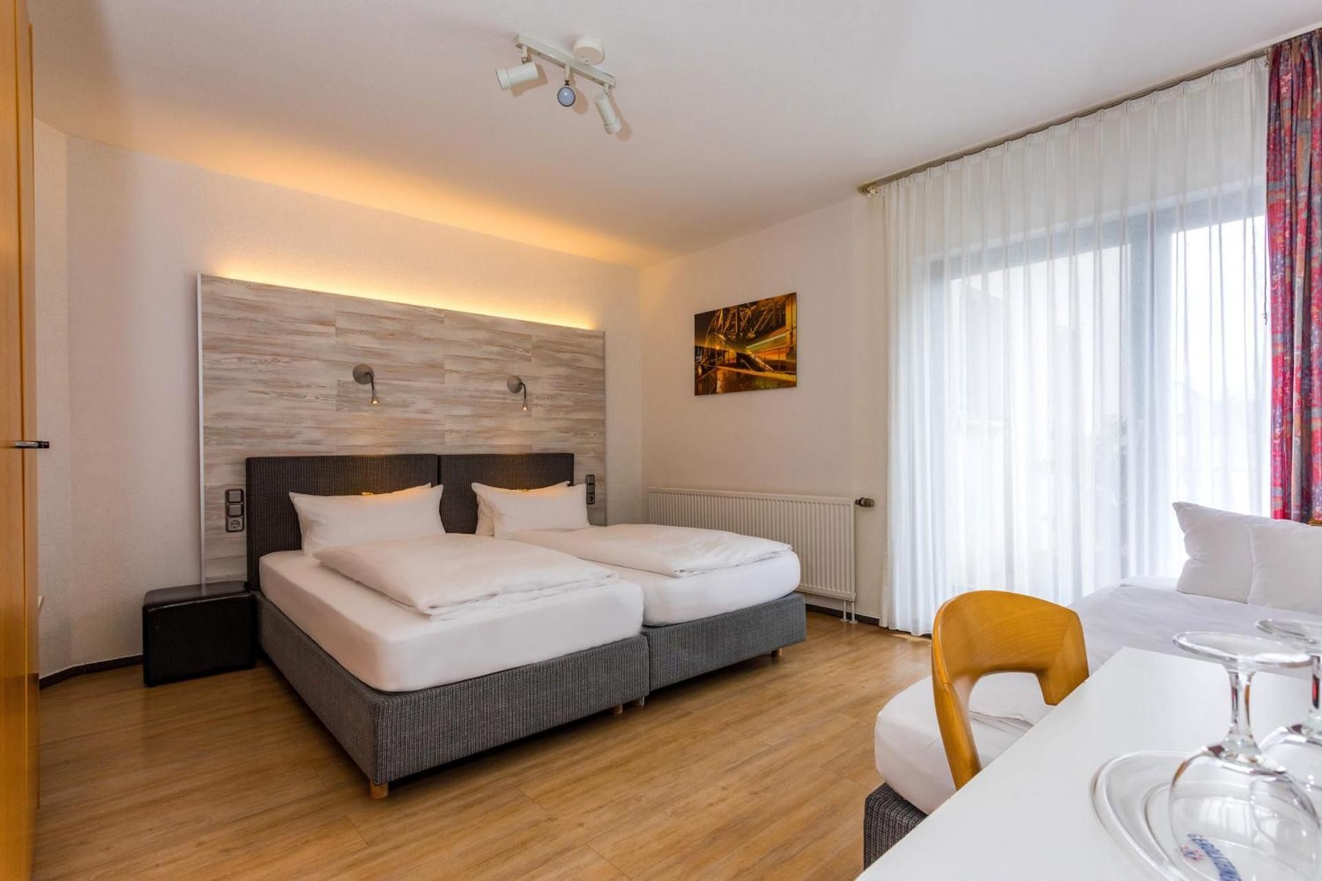 Triple Room with Balcony