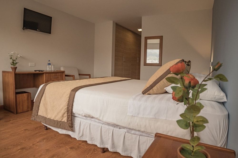 Hotel Ambato Queen Room 4