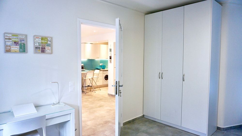 undefined Hilton Area Renovated Apt next to Metro 10