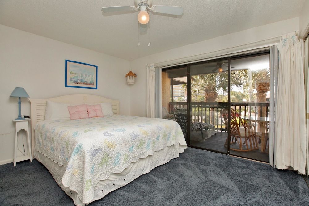 Condo, 2 Bedrooms (SB3)