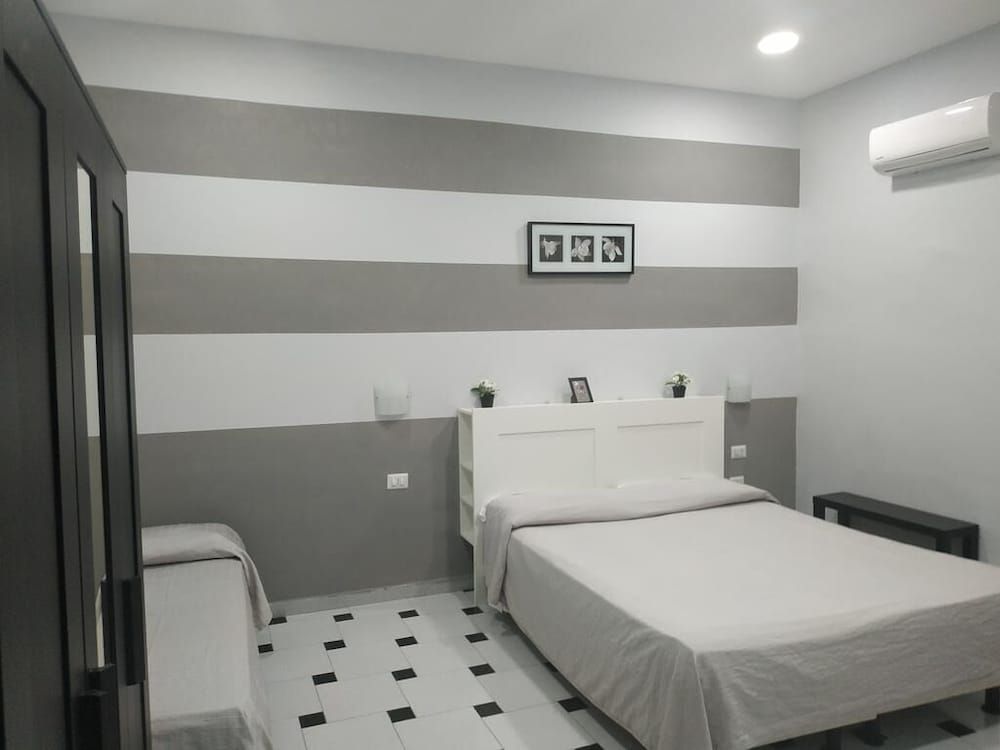 undefined Hotel Luna Rossa 2