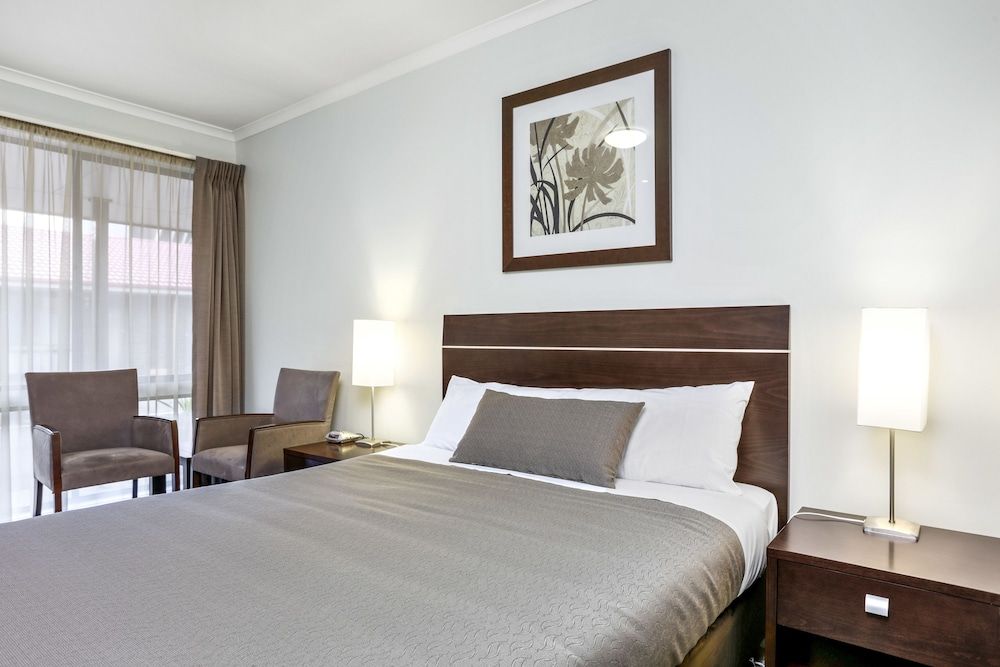 Elm Tree Motel Executive Queen 2