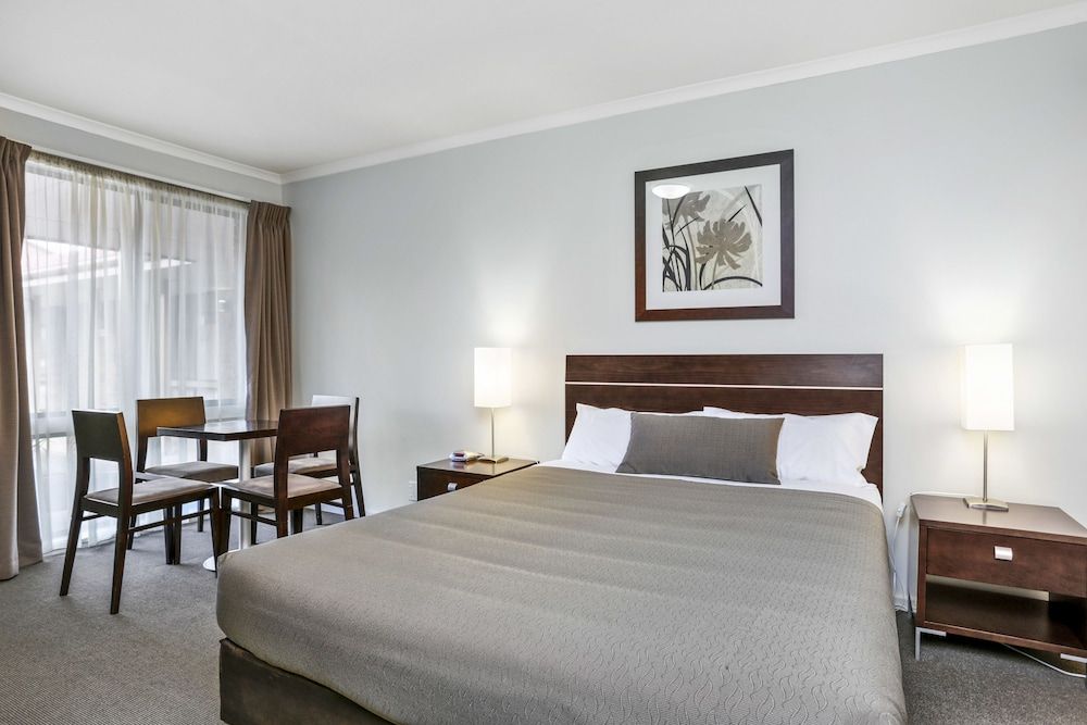 Elm Tree Motel Family Suite 2