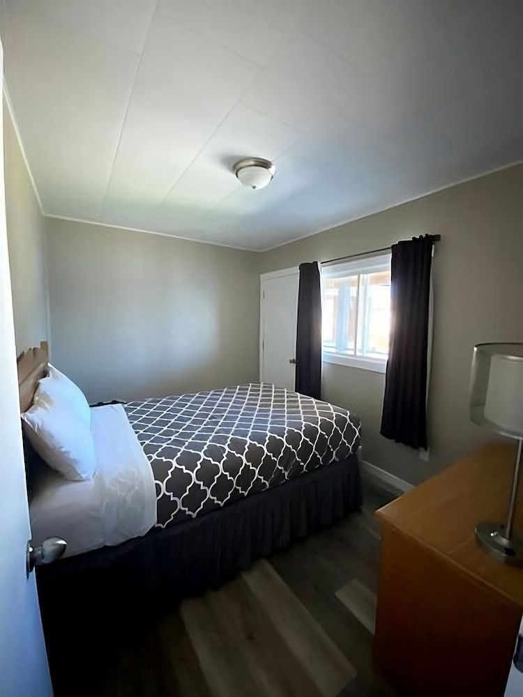 Superior Condo
