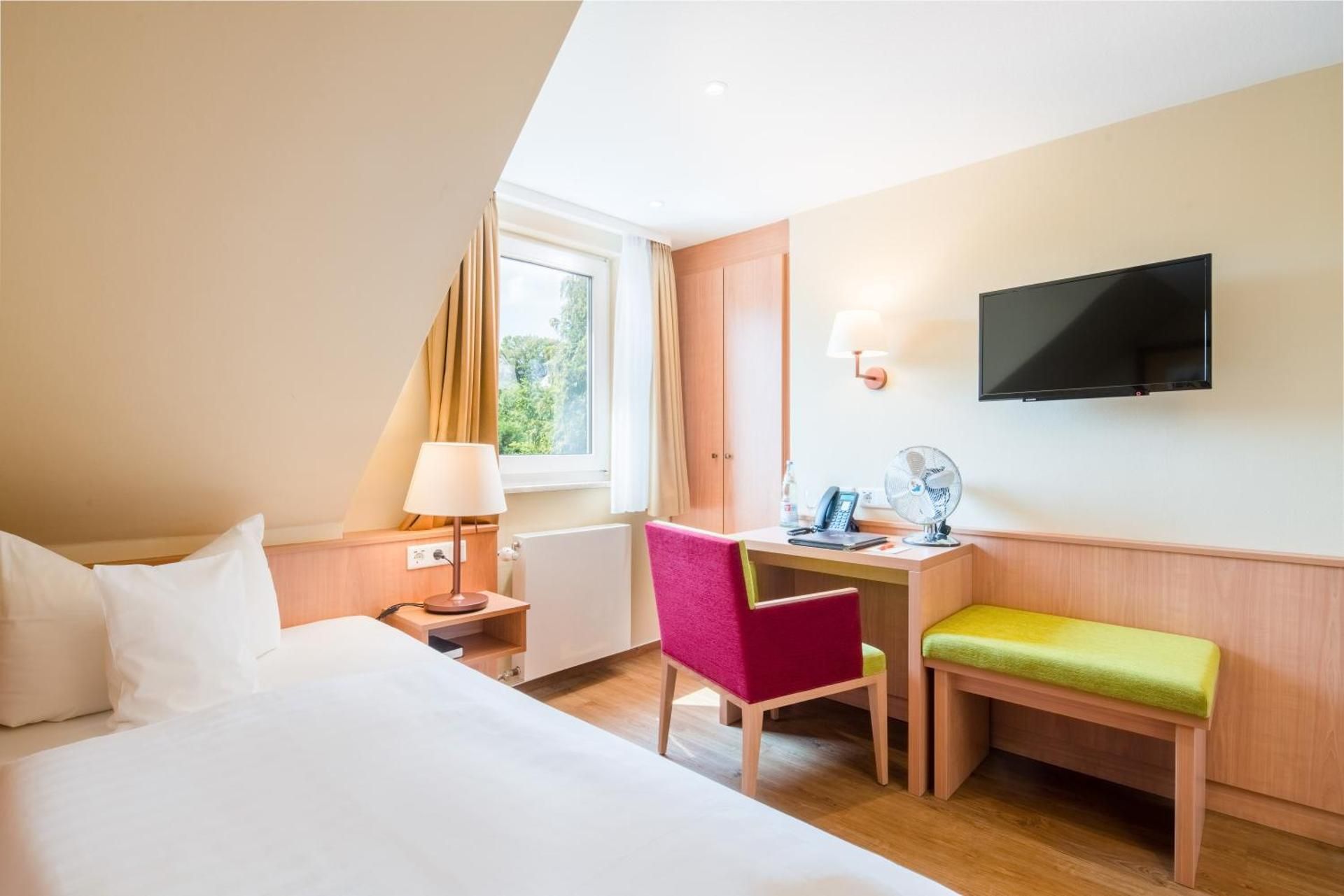 Economy Single Room