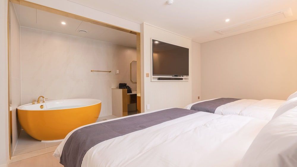 SeoMyeon Denvasta Central Hotel Executive Studio Suite (Breakfast not available on Sundays) 4