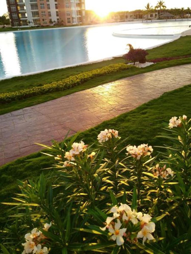 undefined Dreams Lagoon Cancun 7