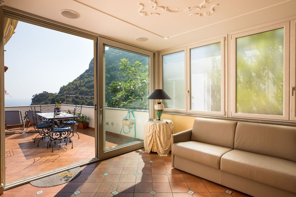 Ilary House Luxury Apartment, 3 Bedrooms 18