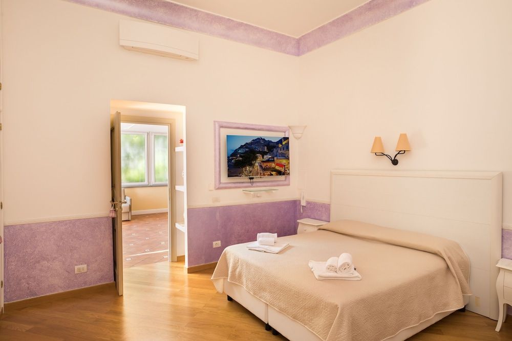 Ilary House Luxury Apartment, 3 Bedrooms 9