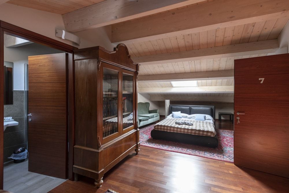 Al Battistero Luxury Suite Deluxe Quadruple Room 2