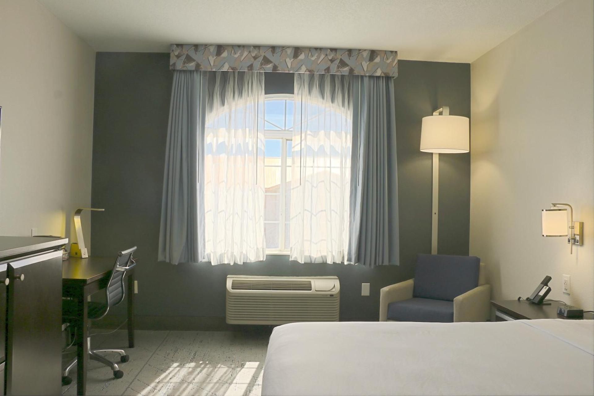 King Room - Non-Smoking